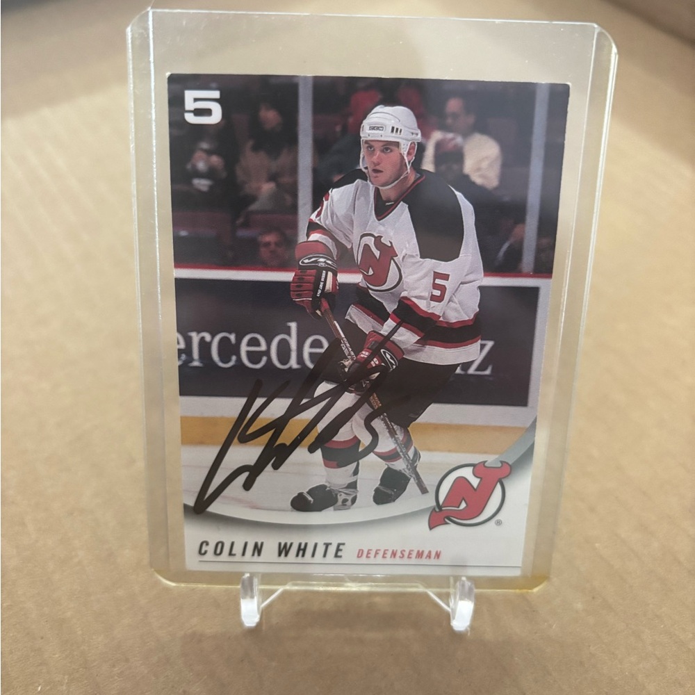 Colin White Signed New Jersey Devils Hockey Card 2001-2002 Modell's Autograph